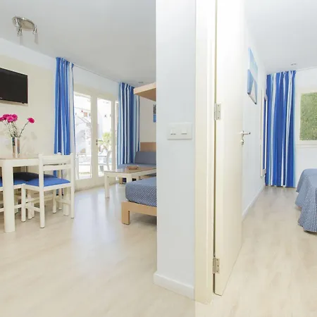 Aparthotel Flora